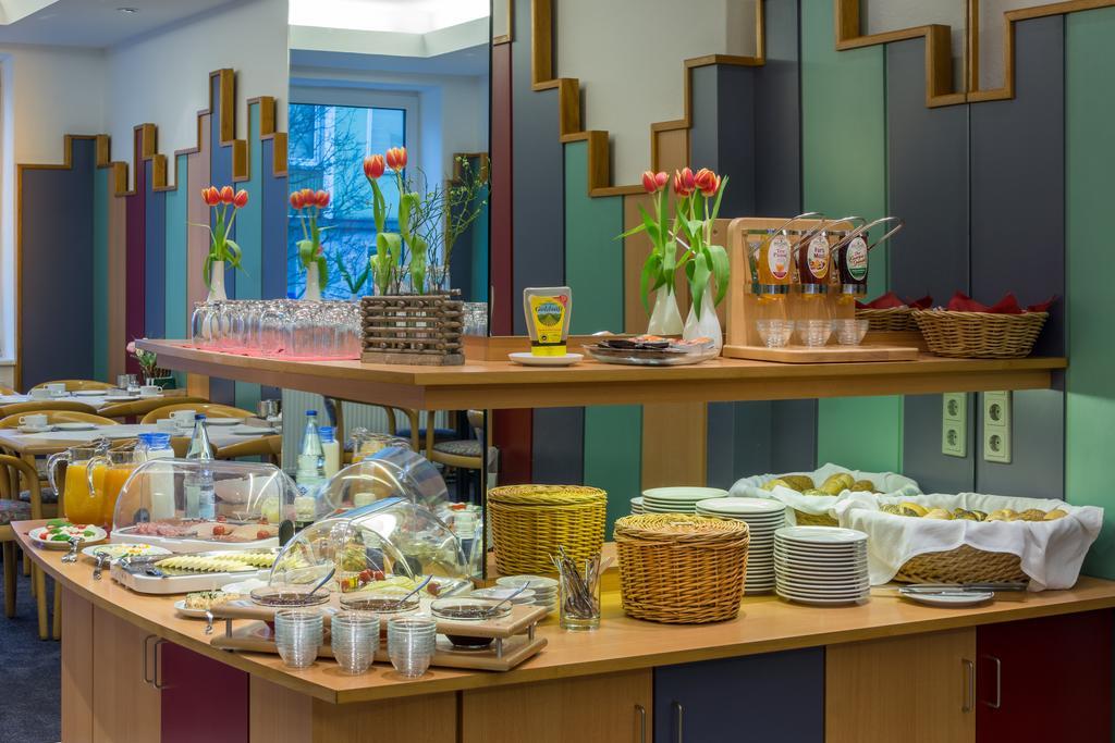 Cvjm Hotel Am Wollmarkt Брауншвейг Екстер'єр фото